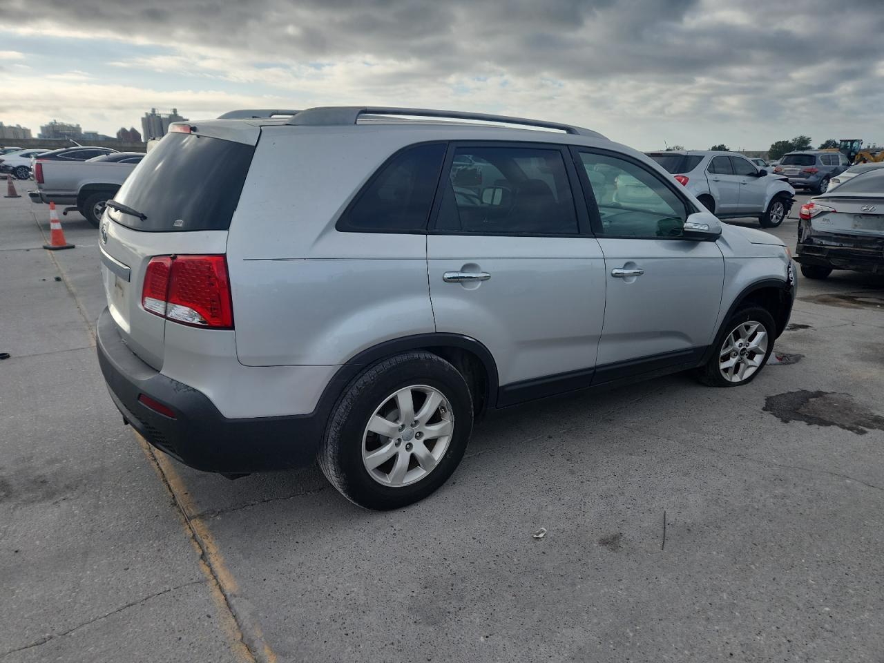 2012 Kia Sorento Base - Фото 3