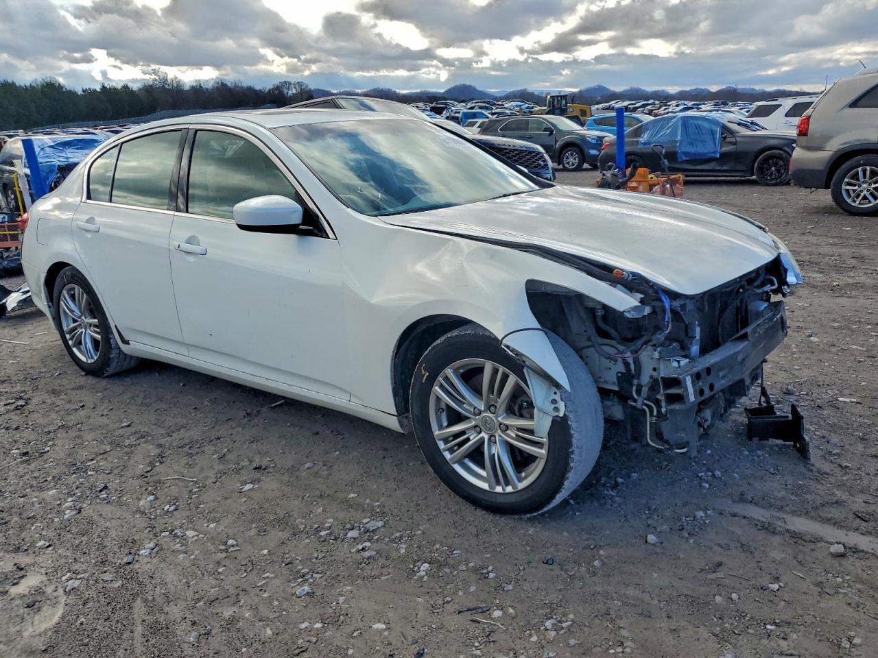2011 Infiniti G25 Base - Фото 4