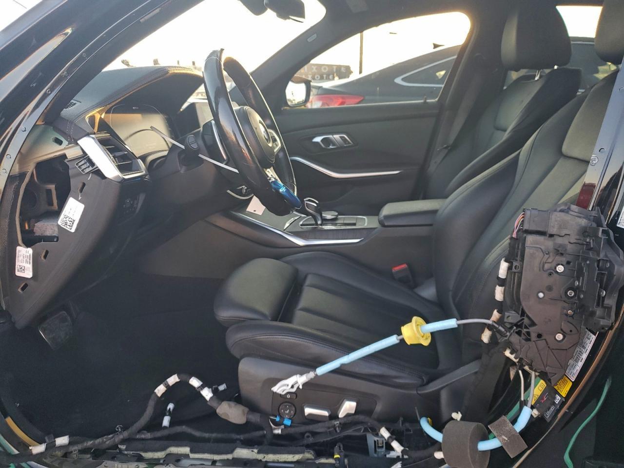 2021 BMW 330E - Image 7