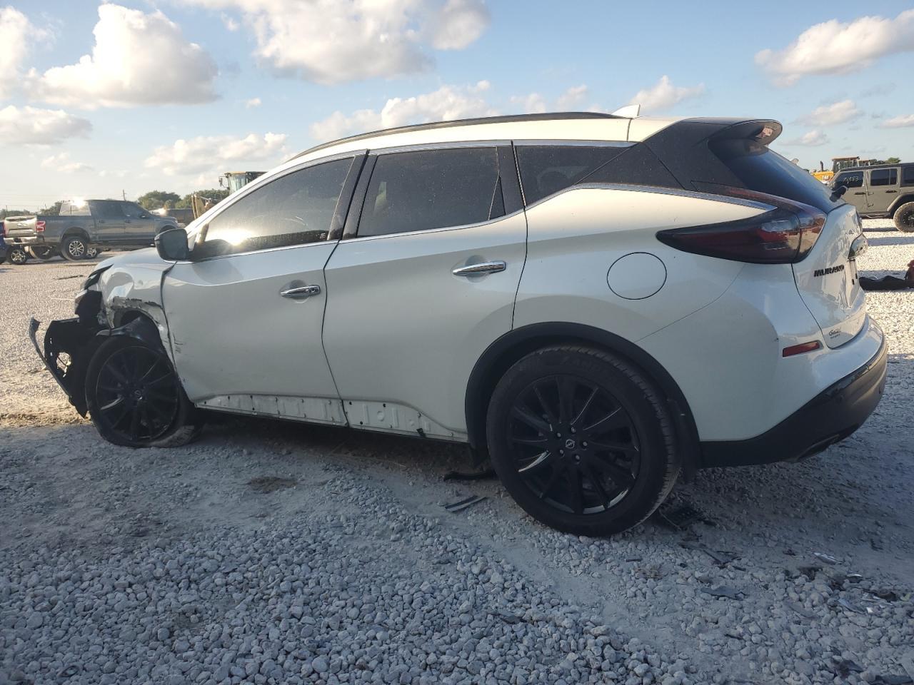 2023 Nissan Murano Sv - Image 2