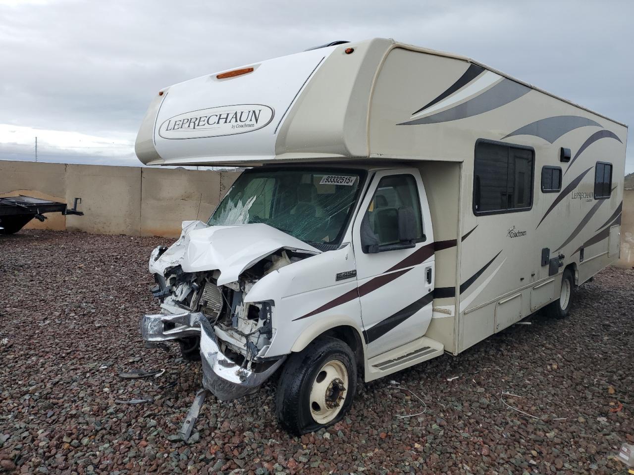 2017 Ford Econoline E450 Super Duty Cutaway Van - Image 2