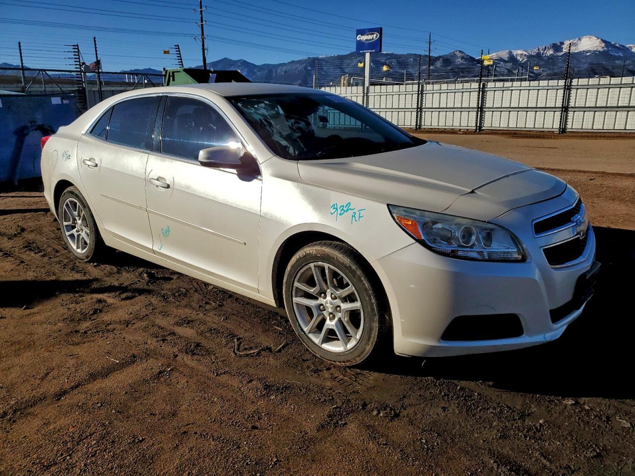 2013 Chevrolet Malibu 1Lt - Image 4