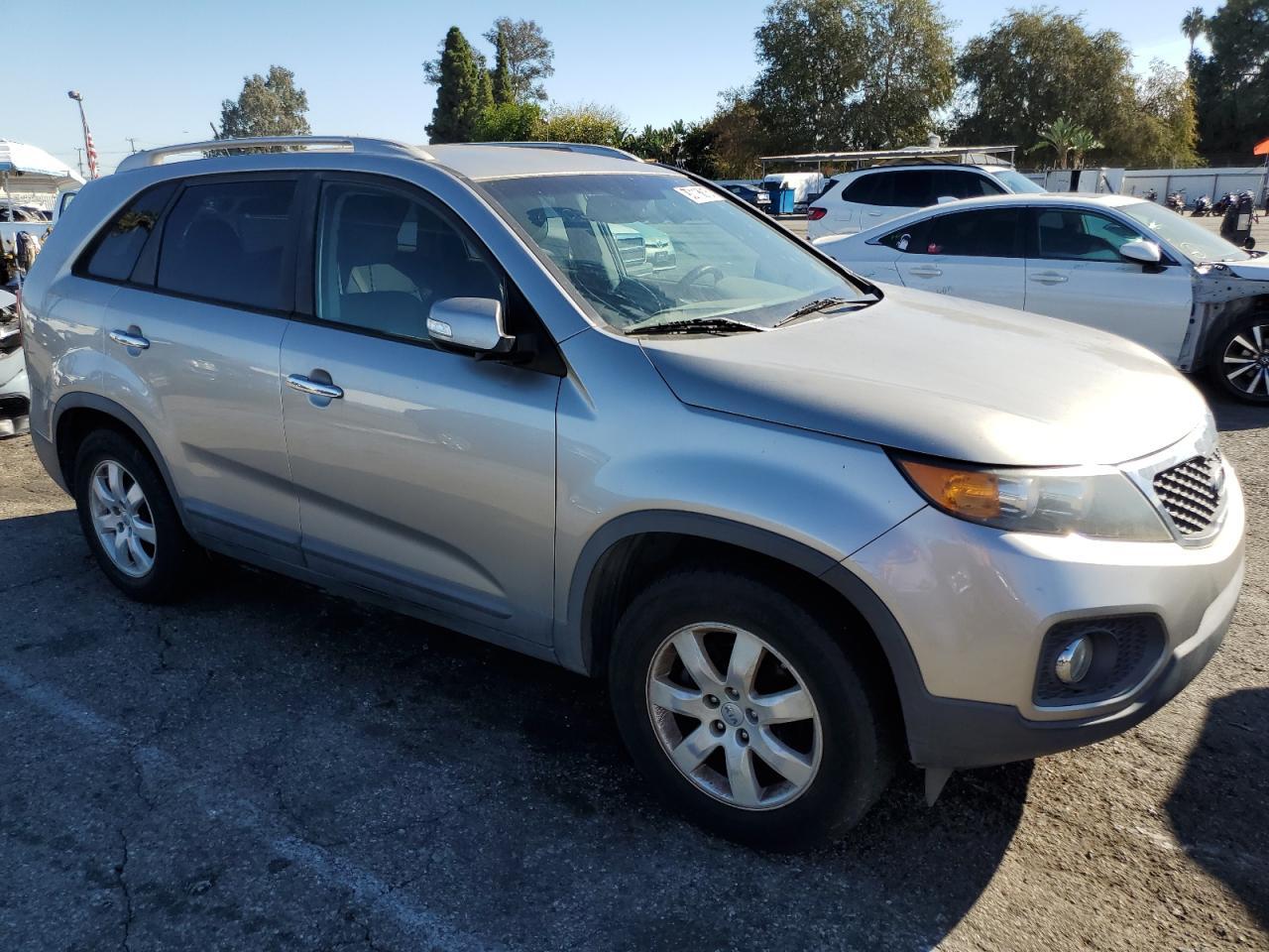 2012 Kia Sorento Base - Фото 4