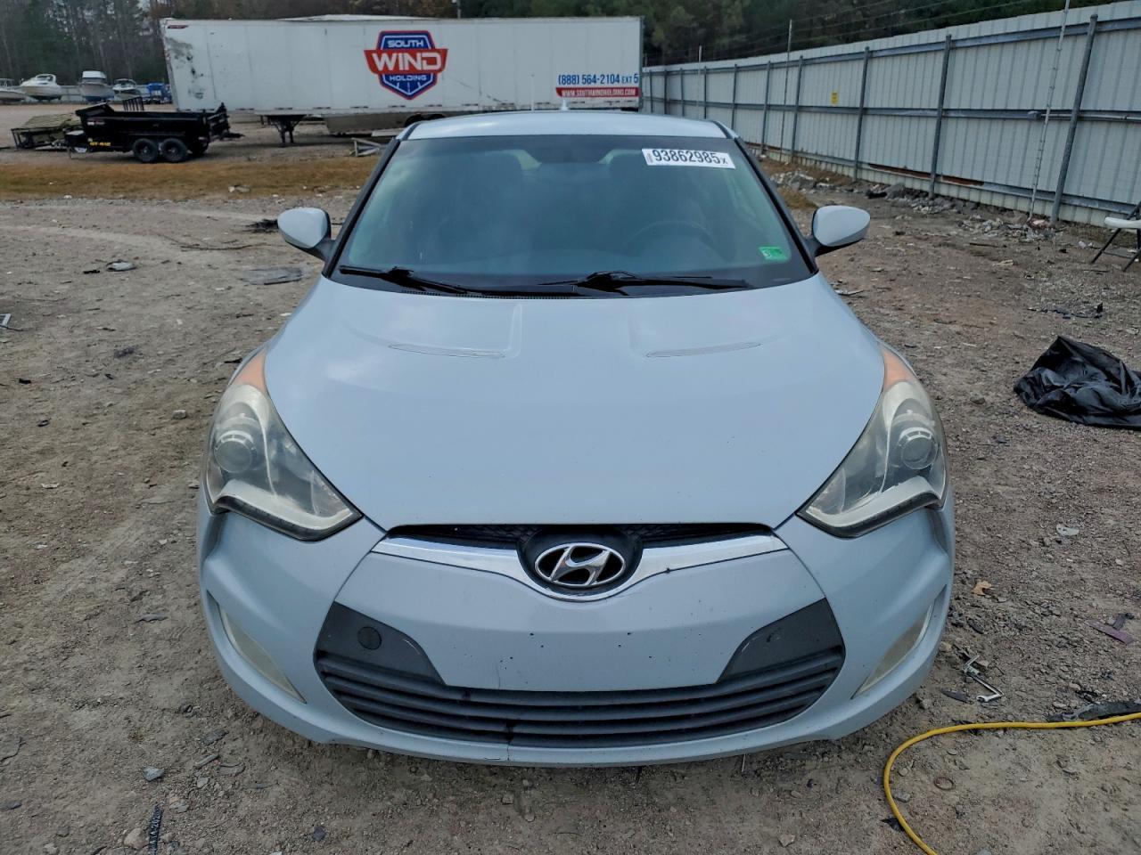 2015 Hyundai Veloster - Фото 5