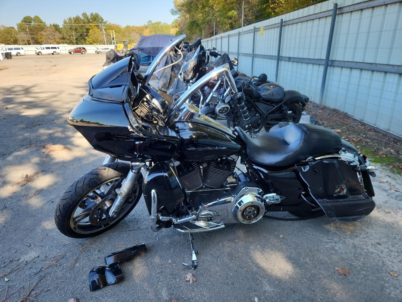 2016 Harley-Davidson Fltrxs Road Glide Special - Фото 3