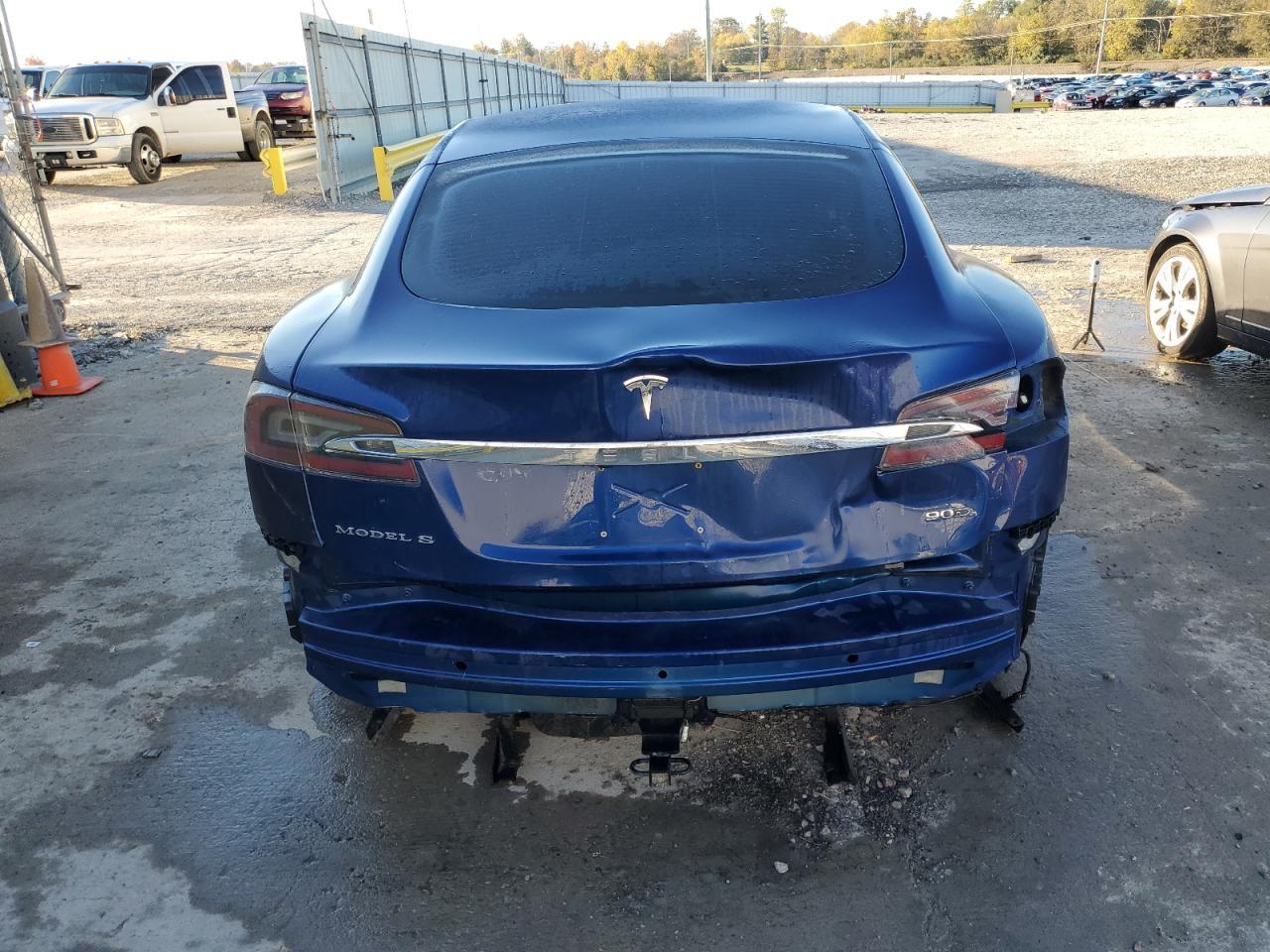 2015 Tesla Model S 90D - Фото 6