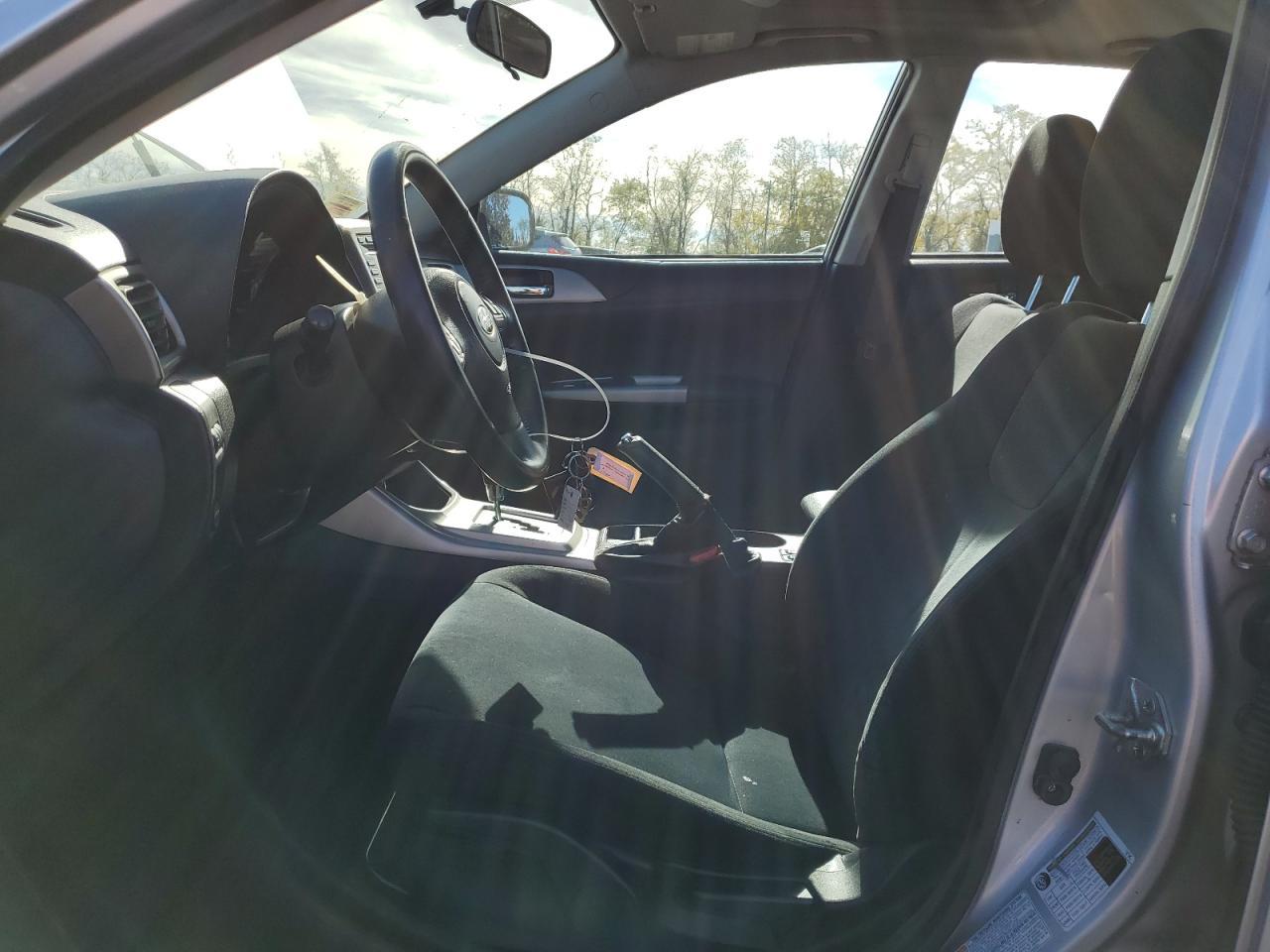 2010 Subaru Impreza 2.5I Premium - Фото 7