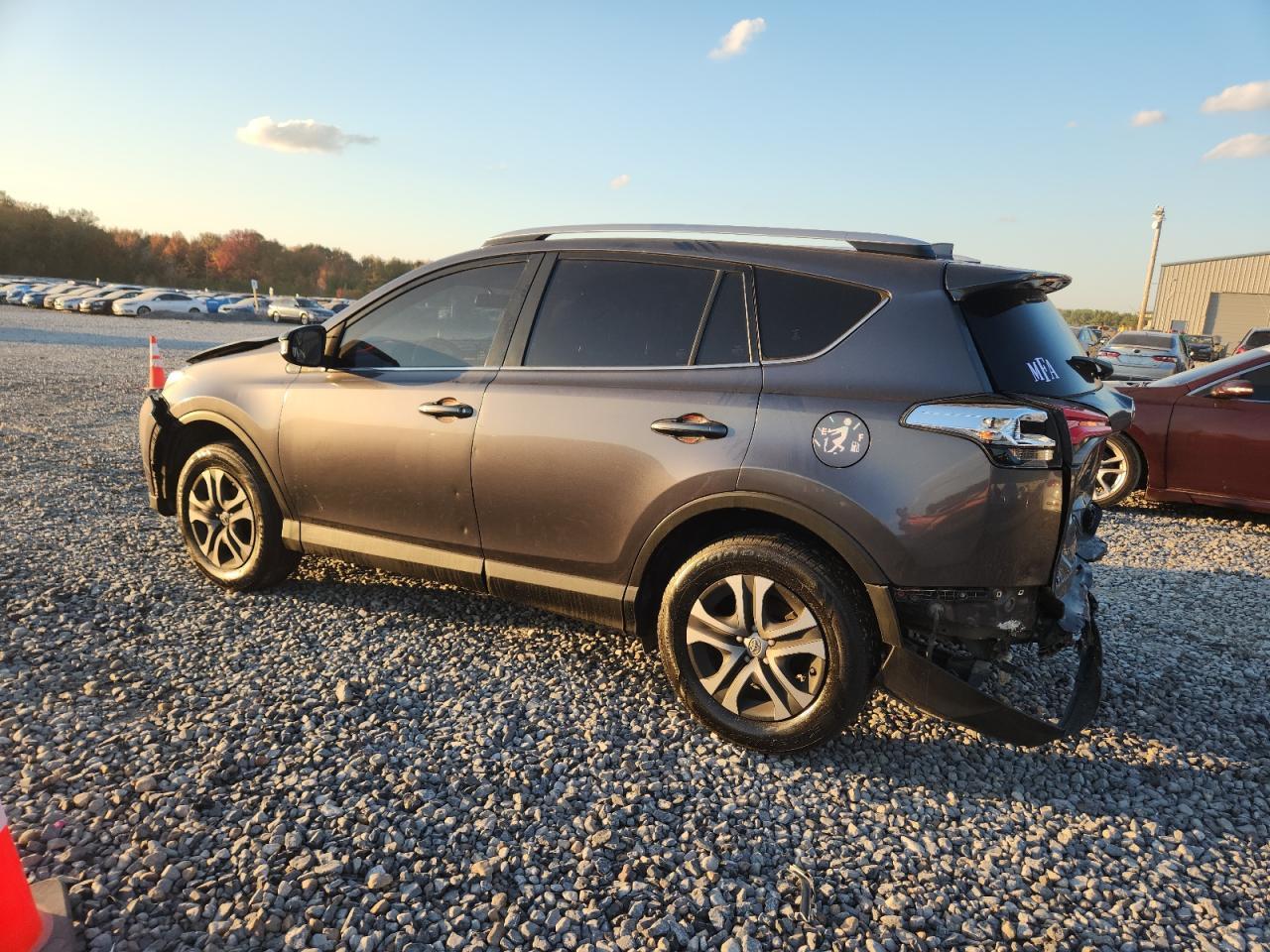 2016 Toyota Rav4 Le - Фото 2