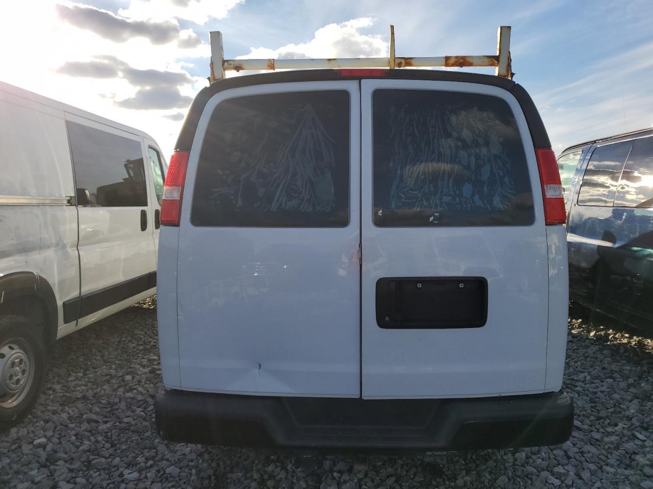 2020 Chevrolet Express G2500 - Image 6