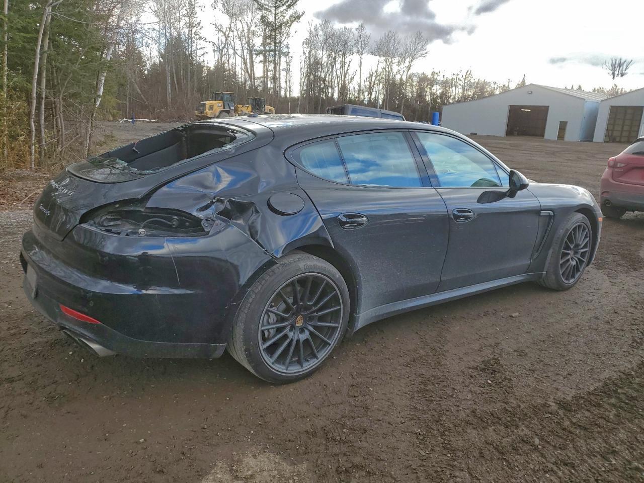 2016 Porsche Panamera S - Фото 3