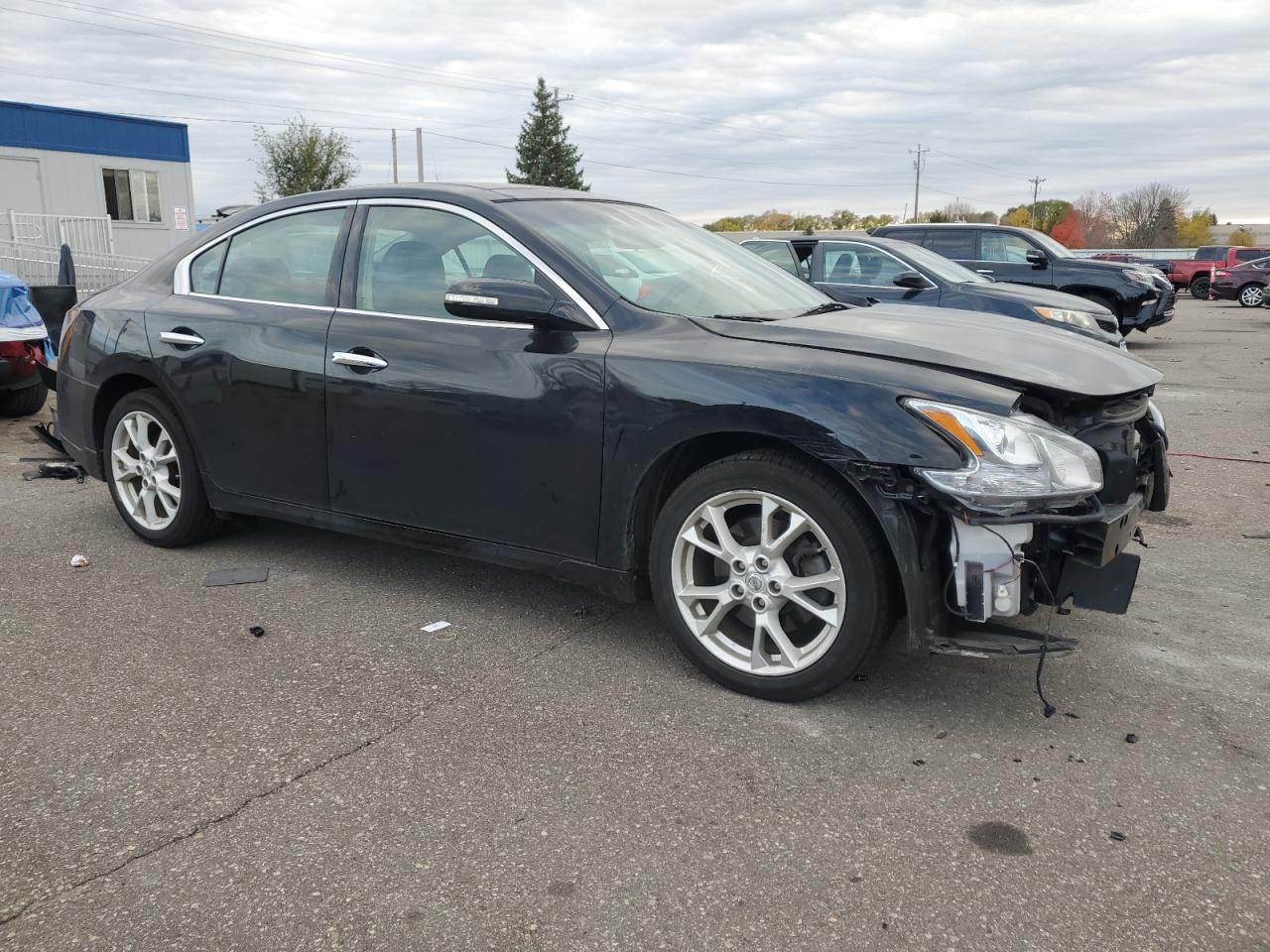 2012 Nissan Maxima S - Image 4