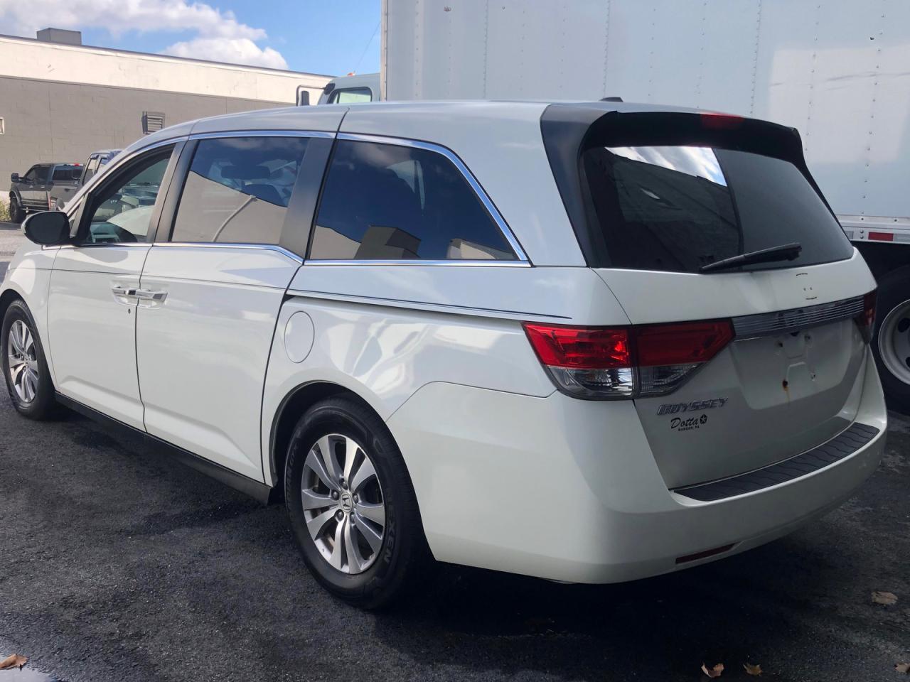 2014 Honda Odyssey Exl - Фото 3