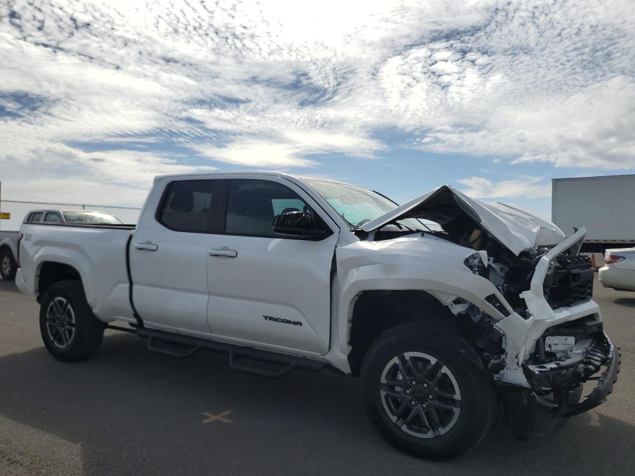 2025 Toyota Tacoma Double Cab - Фото 4