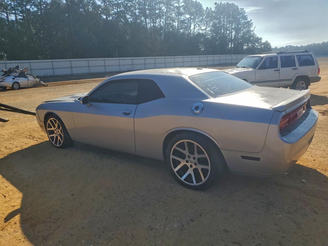2012 Dodge Challenger R/T - Фото 2