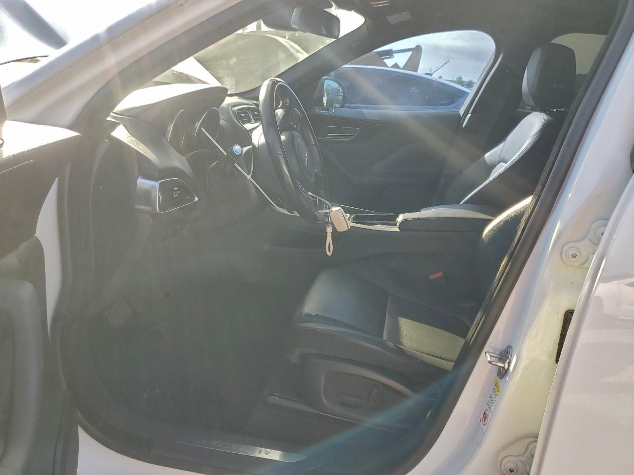 2018 Jaguar F-Pace Premium - Фото 7