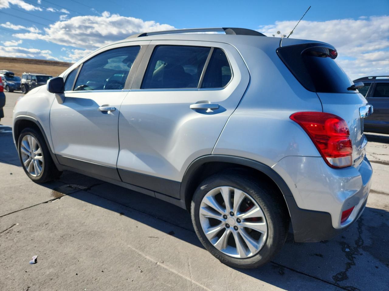 2020 Chevrolet Trax Premier - Image 2