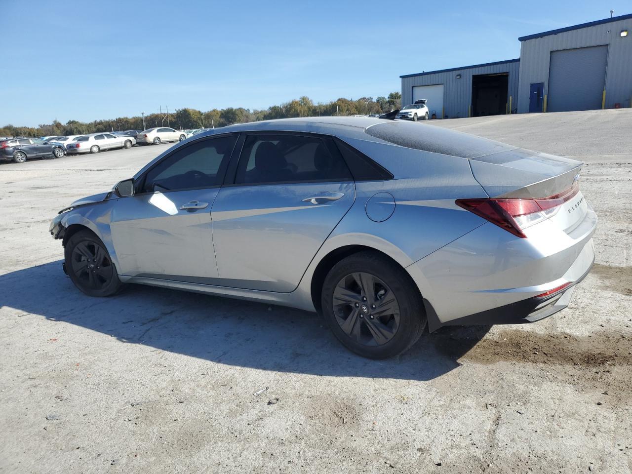 2023 Hyundai Elantra Sel - Image 2