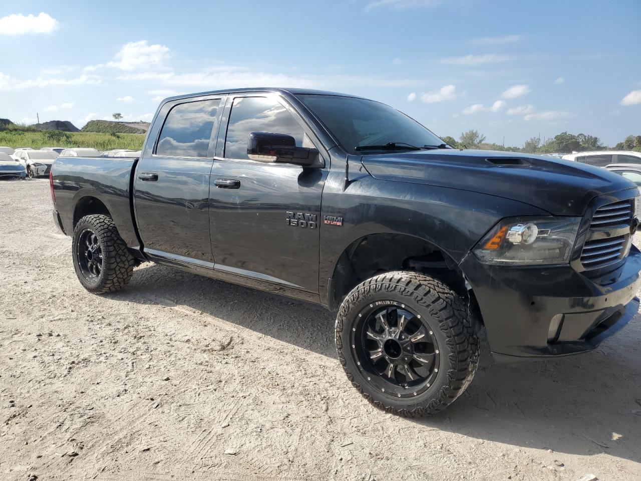 2017 Ram 1500 Sport - Фото 4