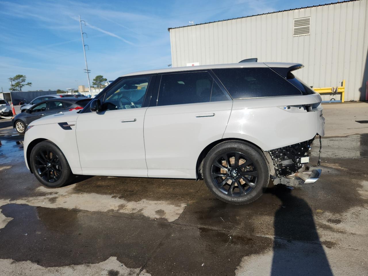 2024 Land Rover Range Rover Sport Dynamic Se - Image 2