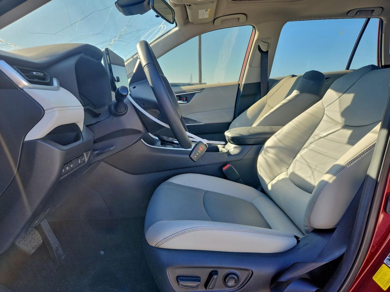 2023 Toyota Rav4 Xle Premium - Image 7