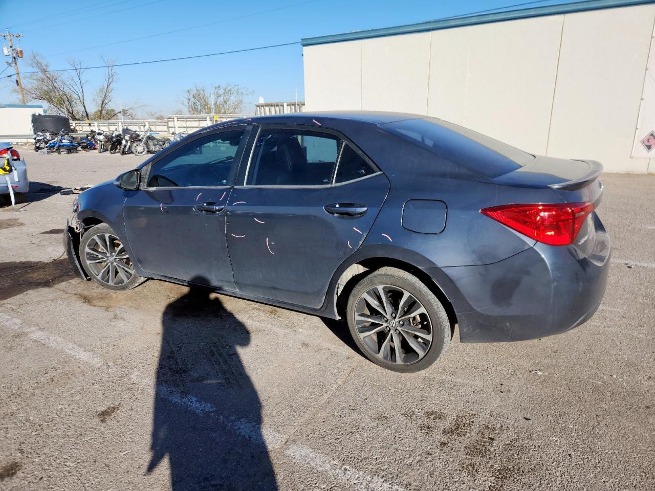 2017 Toyota Corolla L - Фото 2