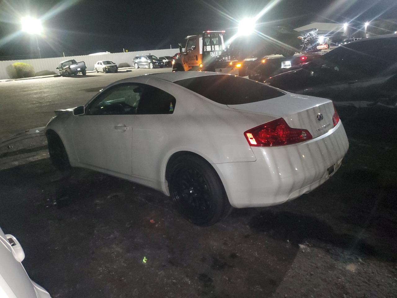 2004 Infiniti G35 - Image 2