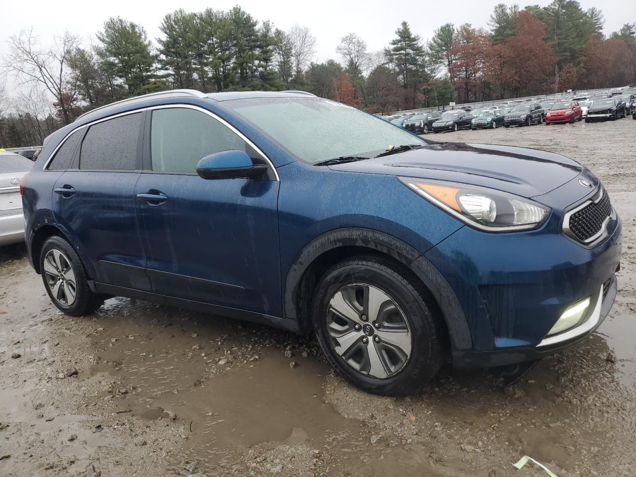 2018 Kia Niro Fe - Image 4