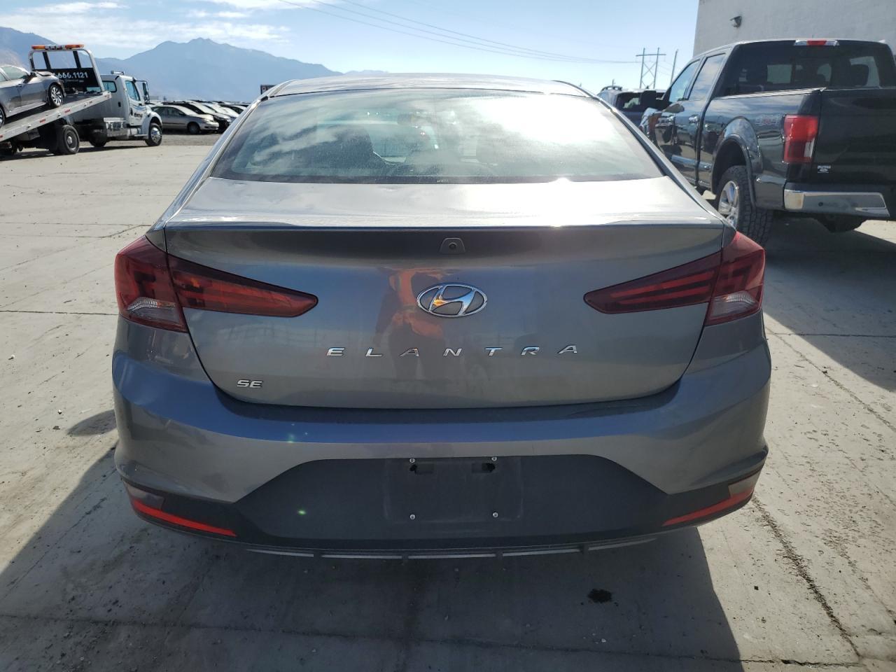 2019 Hyundai Elantra Se - Фото 6