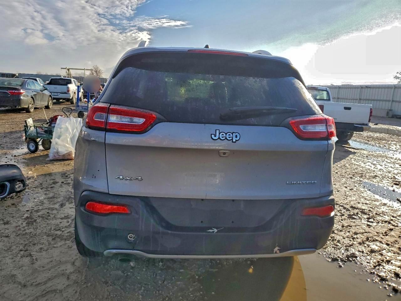 2016 Jeep Cherokee Limited - Image 6