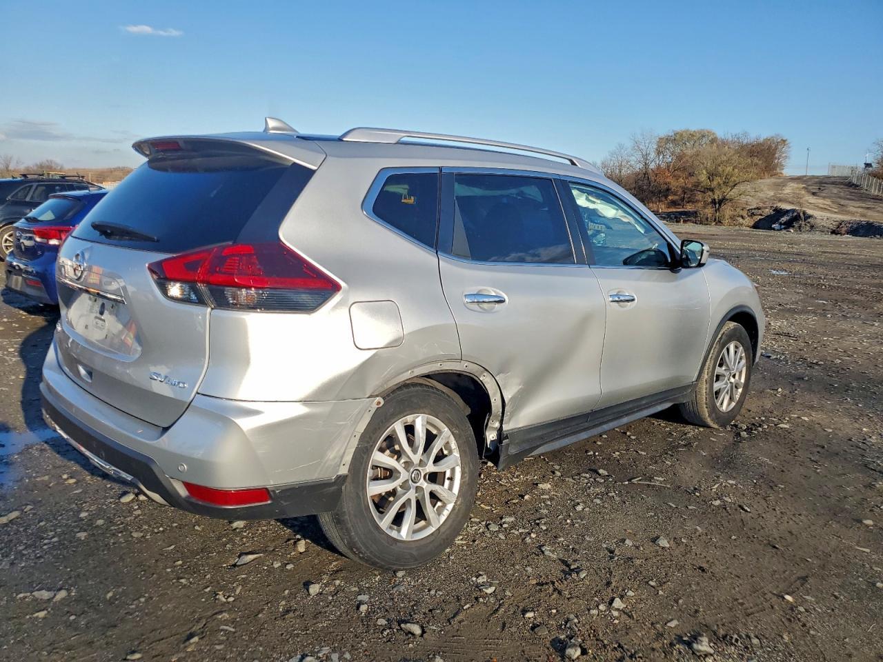 2020 Nissan Rogue S - Фото 3