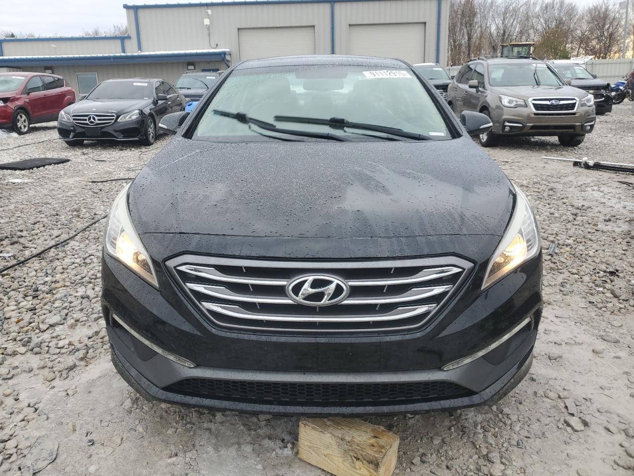 2017 Hyundai Sonata Limited - Image 5