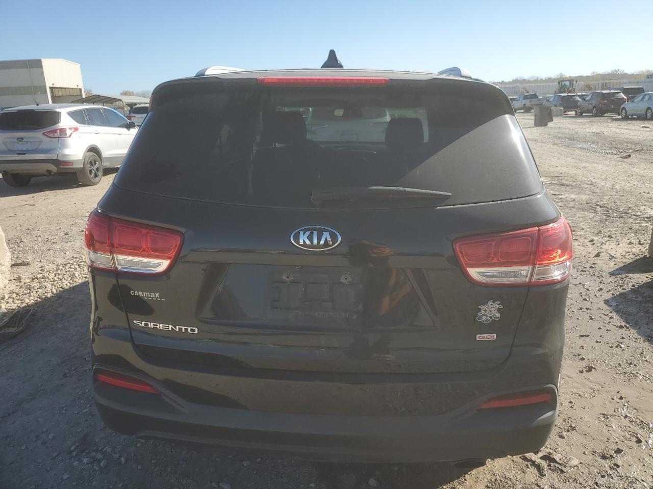 2016 Kia Sorento Lx - Image 6