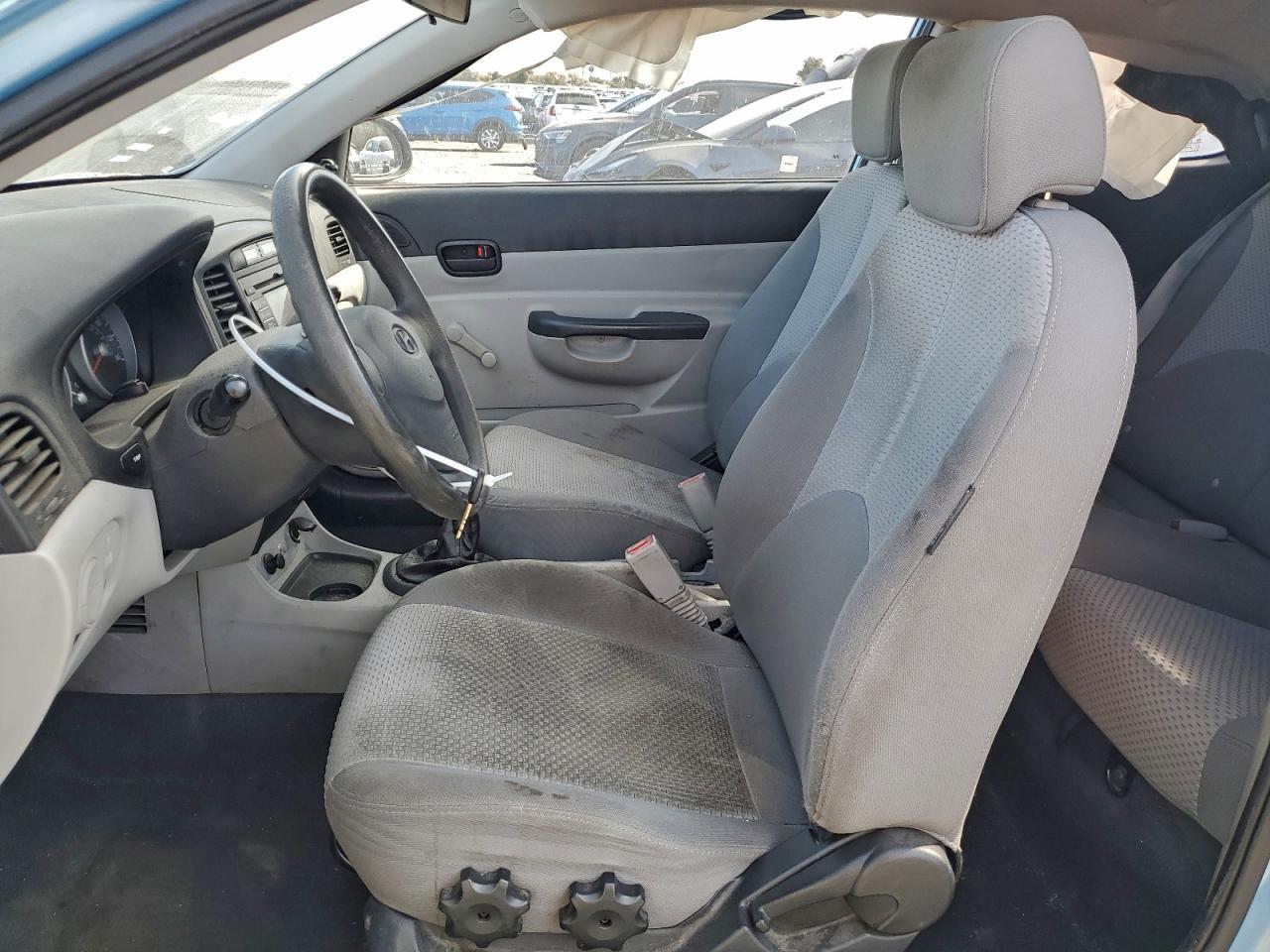 2008 Hyundai Accent Gs - Image 7