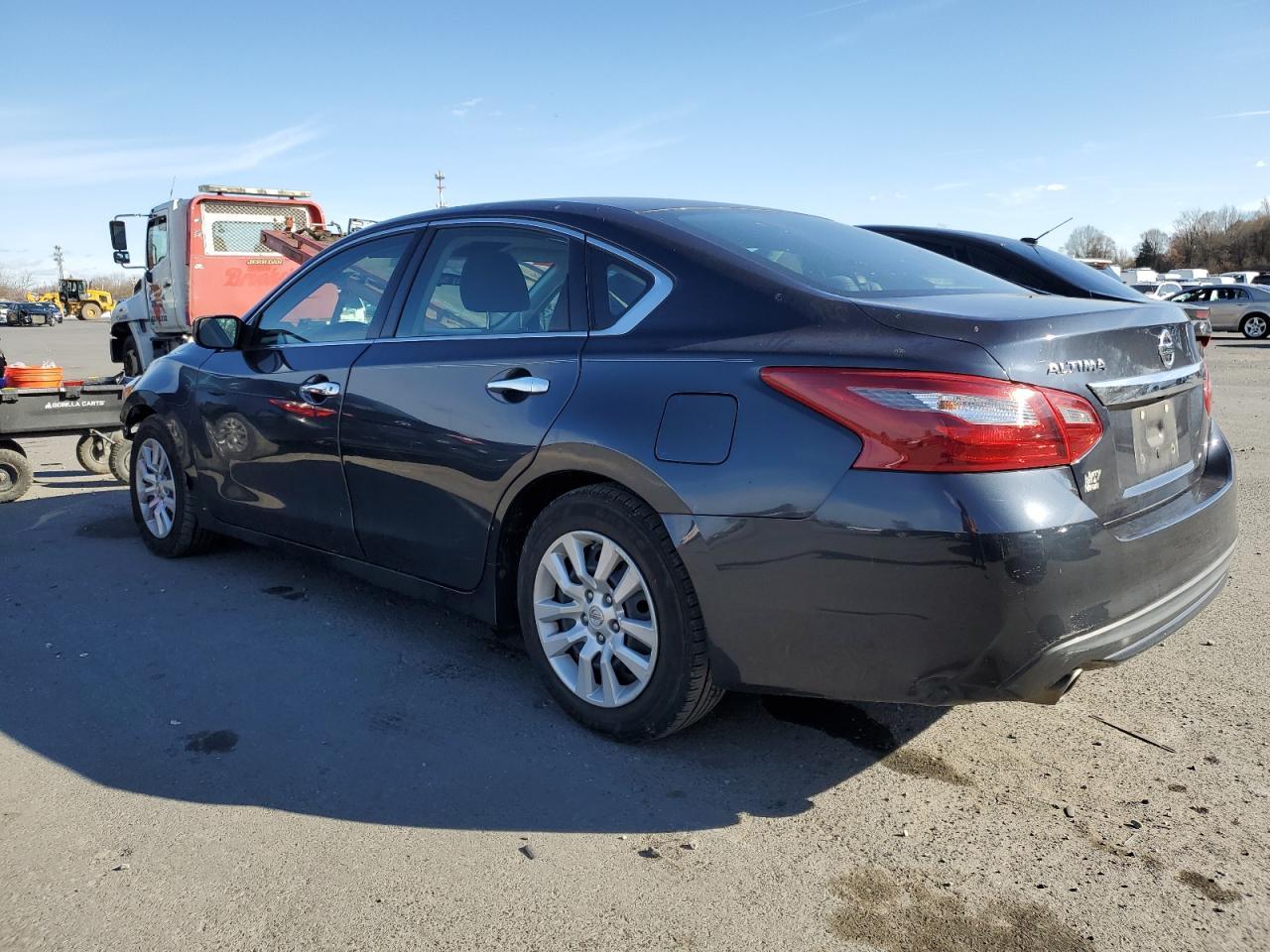 2018 Nissan Altima 2.5 - Фото 2