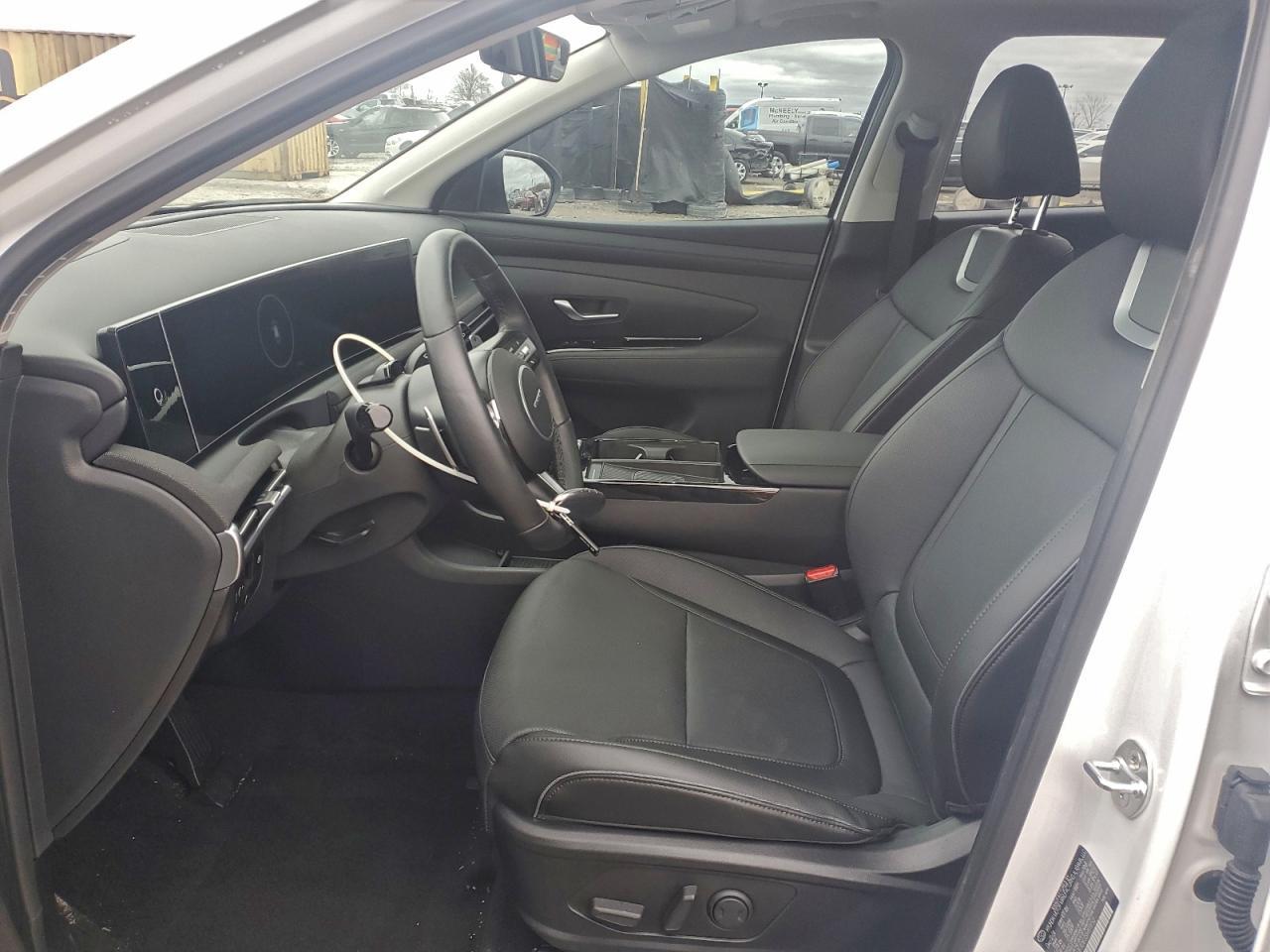 2025 Hyundai Tucson Limited - Image 7