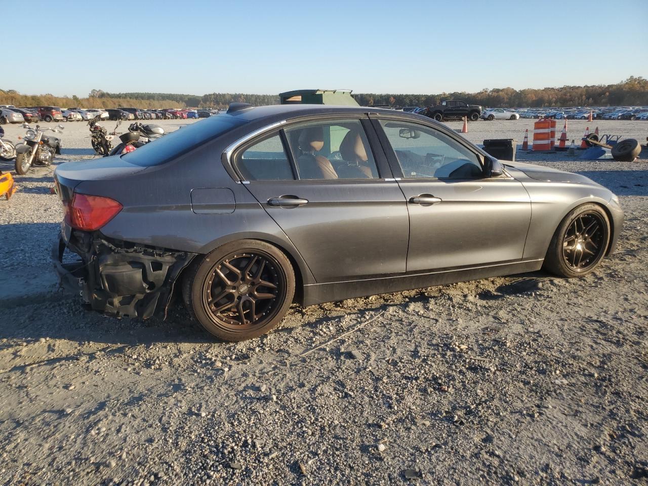 2013 BMW 335 Xi - Фото 3