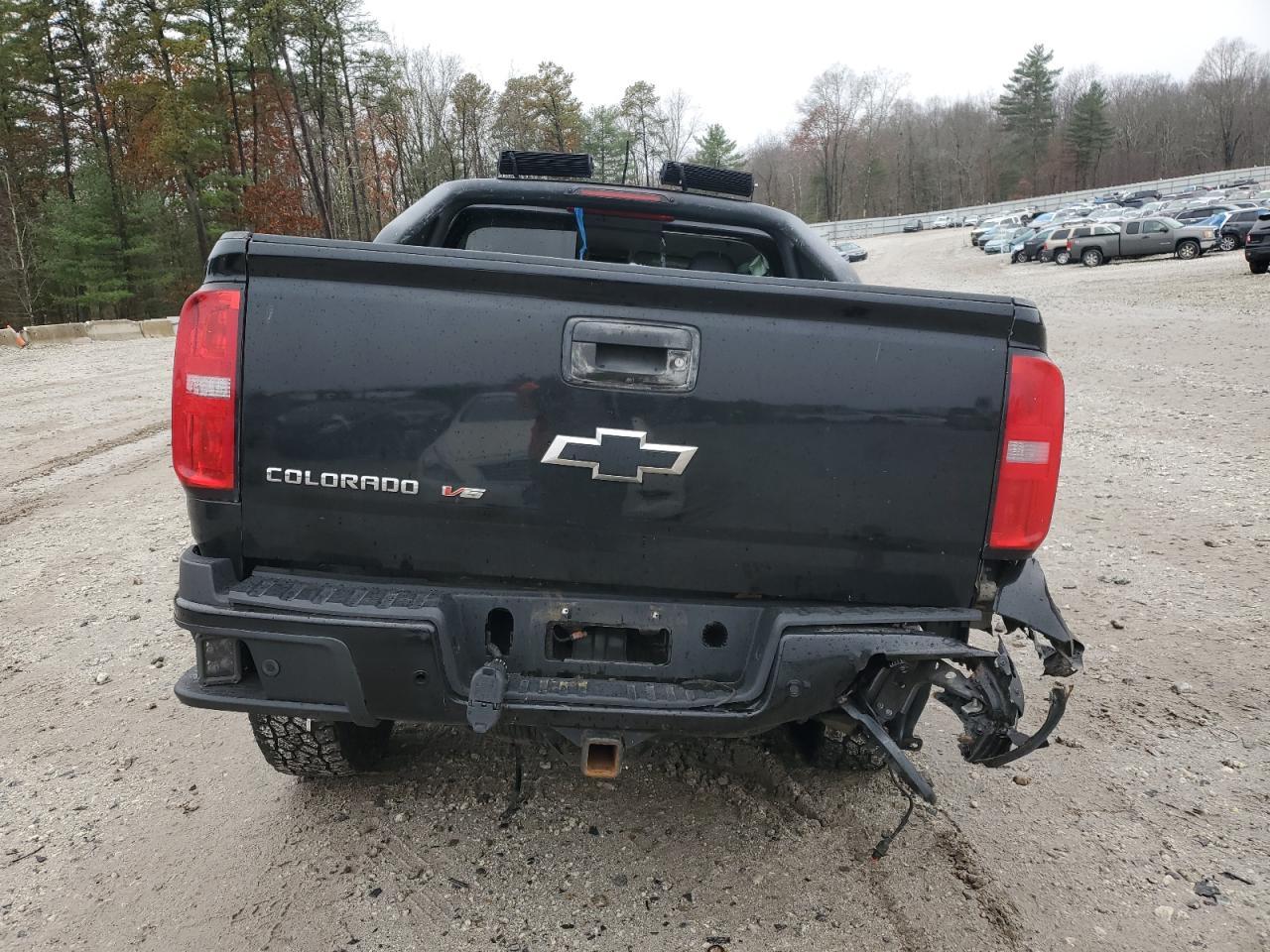 2019 Chevrolet Colorado Z71 - Image 6