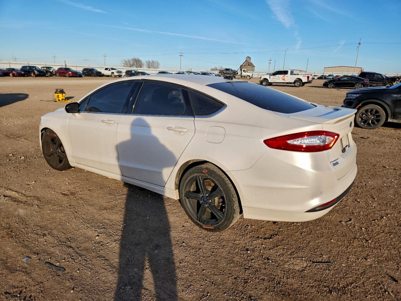 2016 Ford Fusion Se - Фото 2