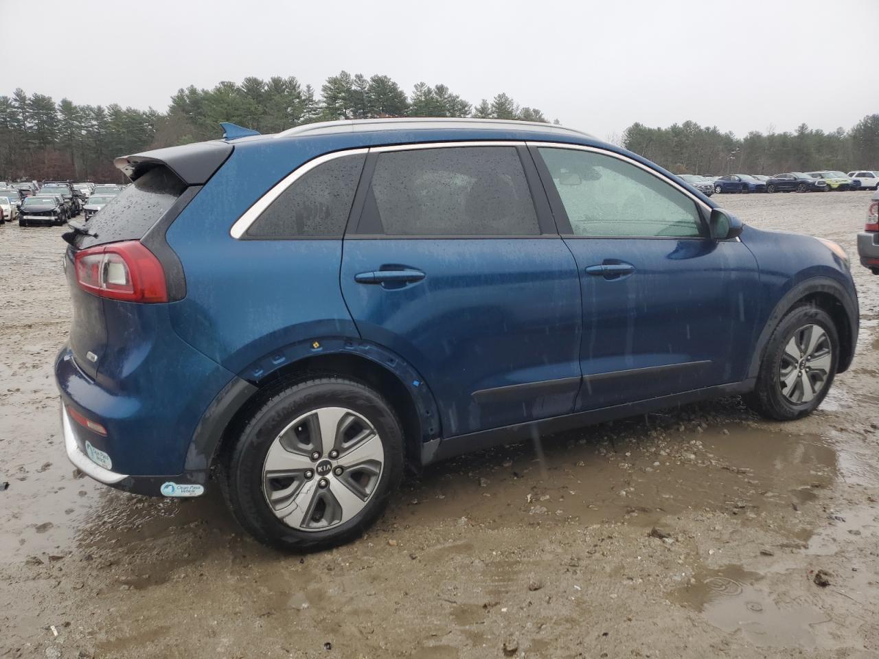 2018 Kia Niro Fe - Image 3