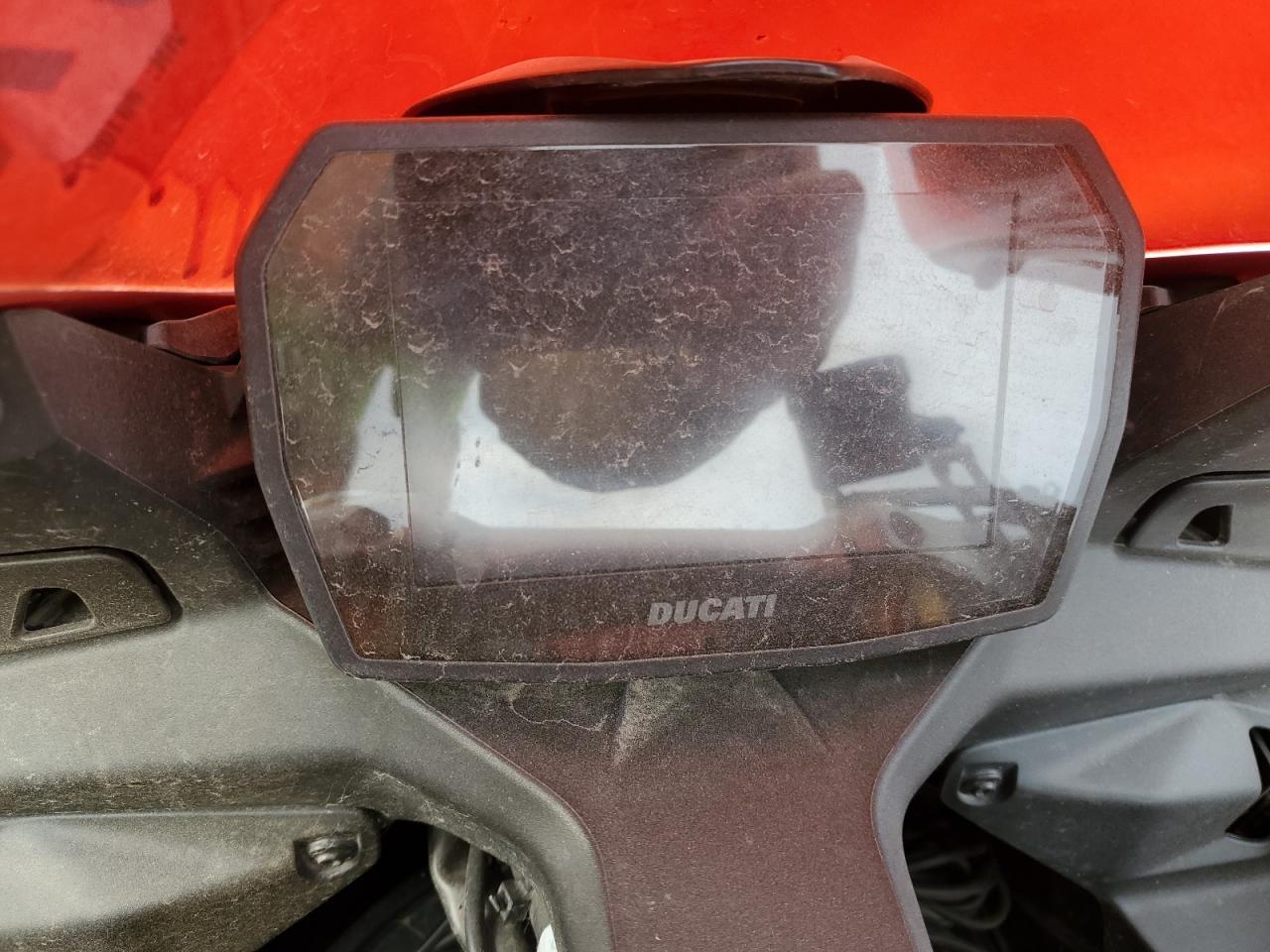 2025 Ducati Panigale V2 - Фото 7