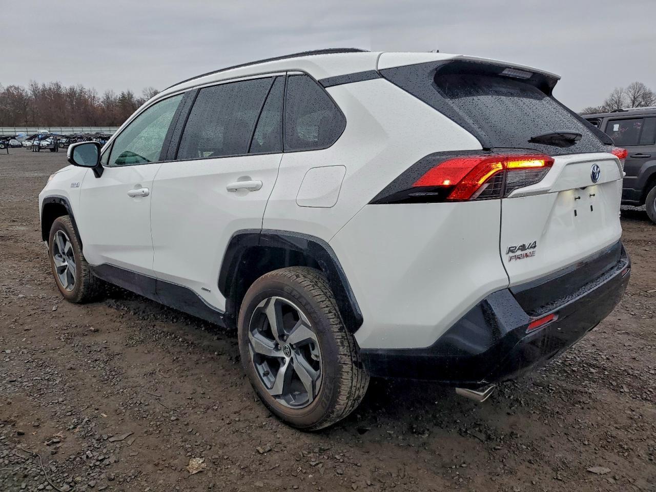 2023 Toyota Rav4 Prime Se - Фото 2