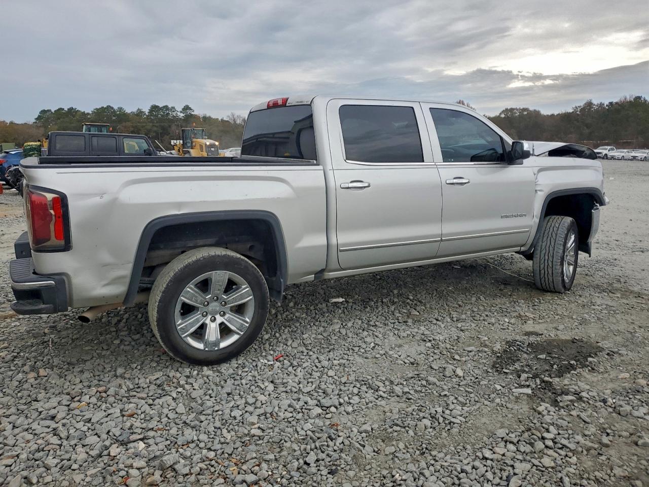 2018 GMC Sierra C1500 Slt - Image 3