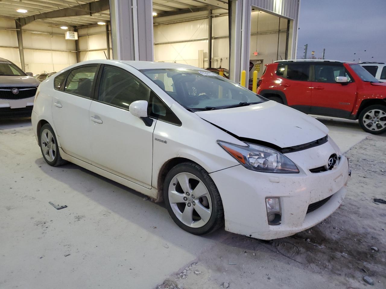 2011 Toyota Prius - Фото 4