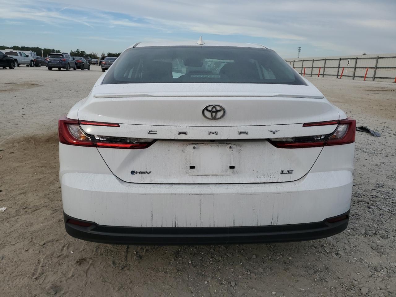2025 Toyota Camry Xse - Фото 6