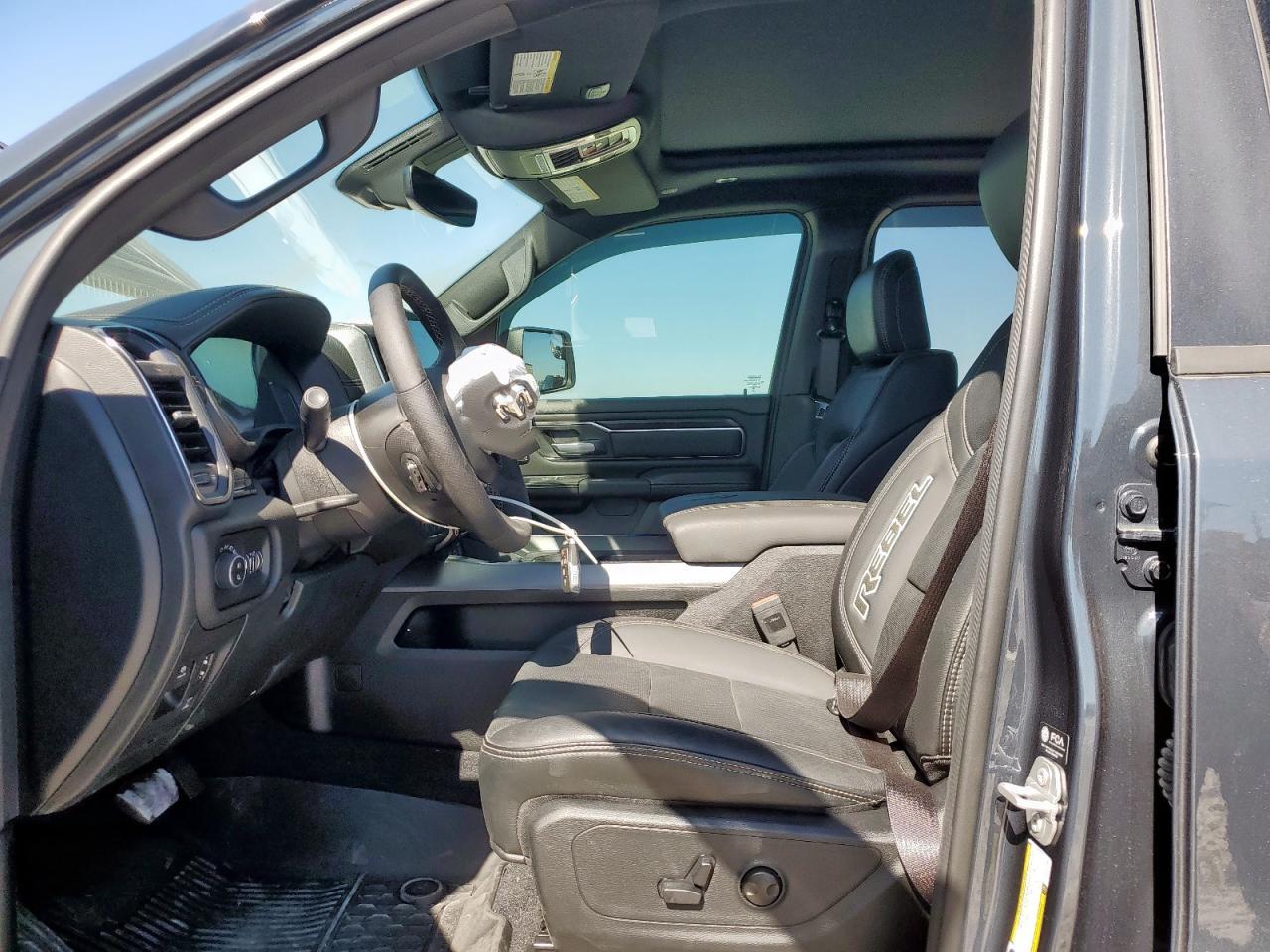 2025 Ram 1500 Rebel - Фото 7