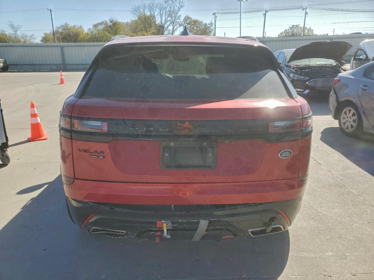 2019 Land Rover Range Rover Velar R-Dynamic Se - Image 6