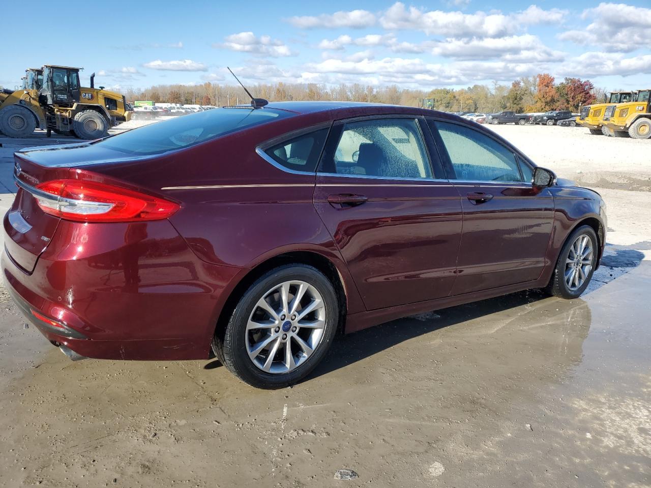 2017 Ford Fusion Se - Фото 3