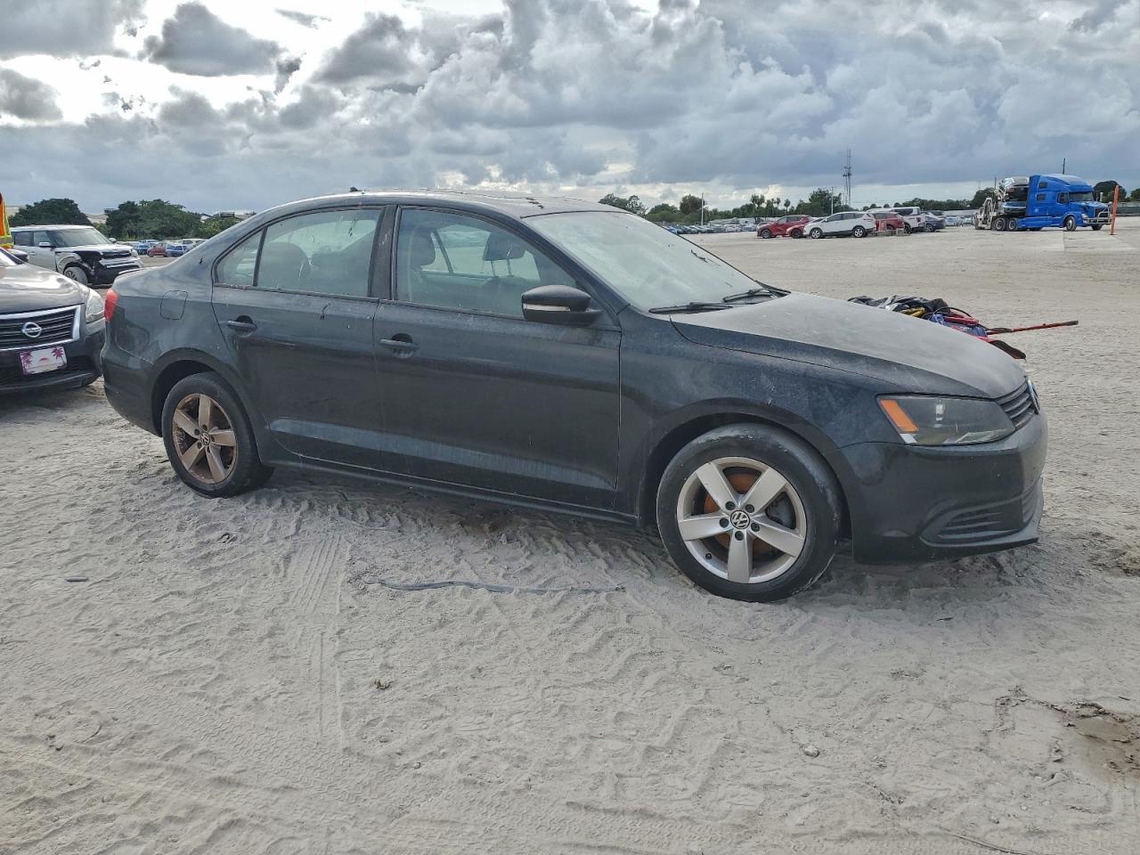 2011 Volkswagen Jetta Tdi - Фото 4