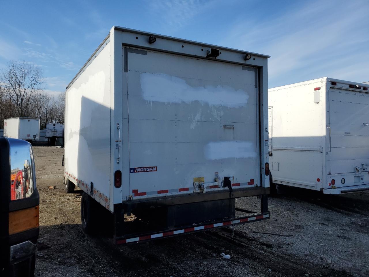 2021 Ford Econoline E350 Super Duty Cutaway Van - Фото 2