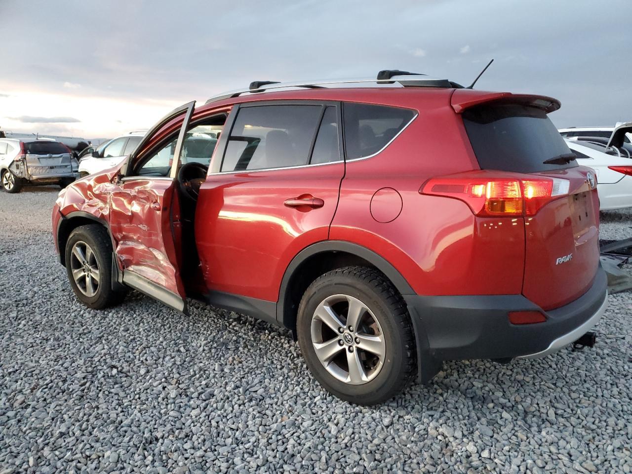 2015 Toyota Rav4 Xle - Image 2